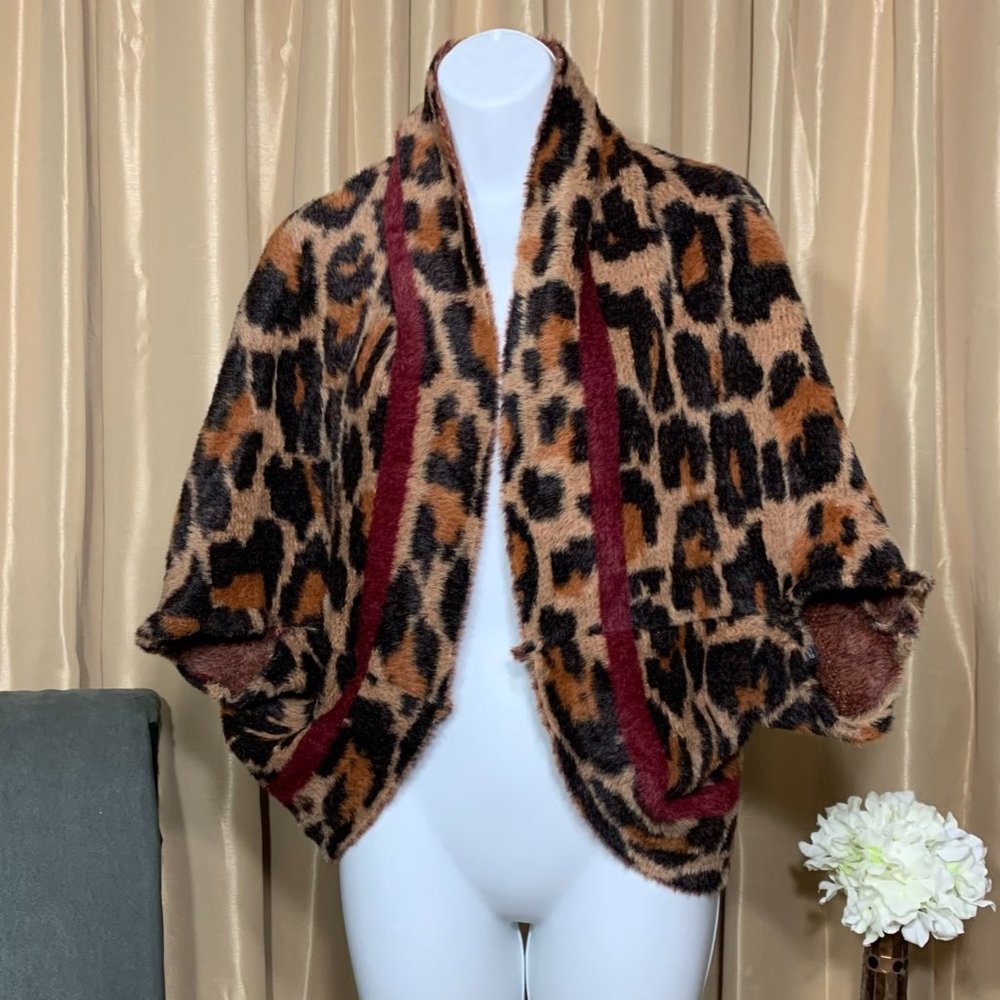 Zara Accessories Leopard Print Faux Fur Shrug